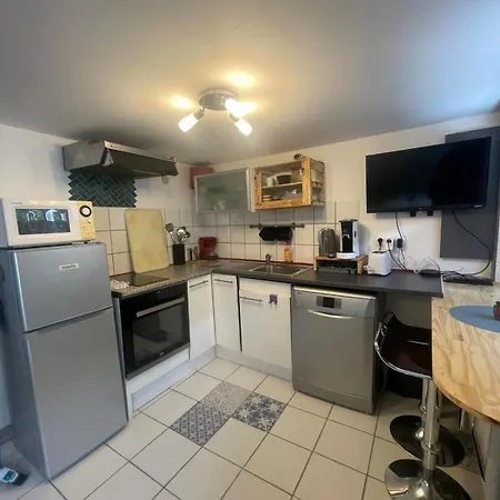 Cosy Avec Terrasse, Jardin, Proche Foret Apartament